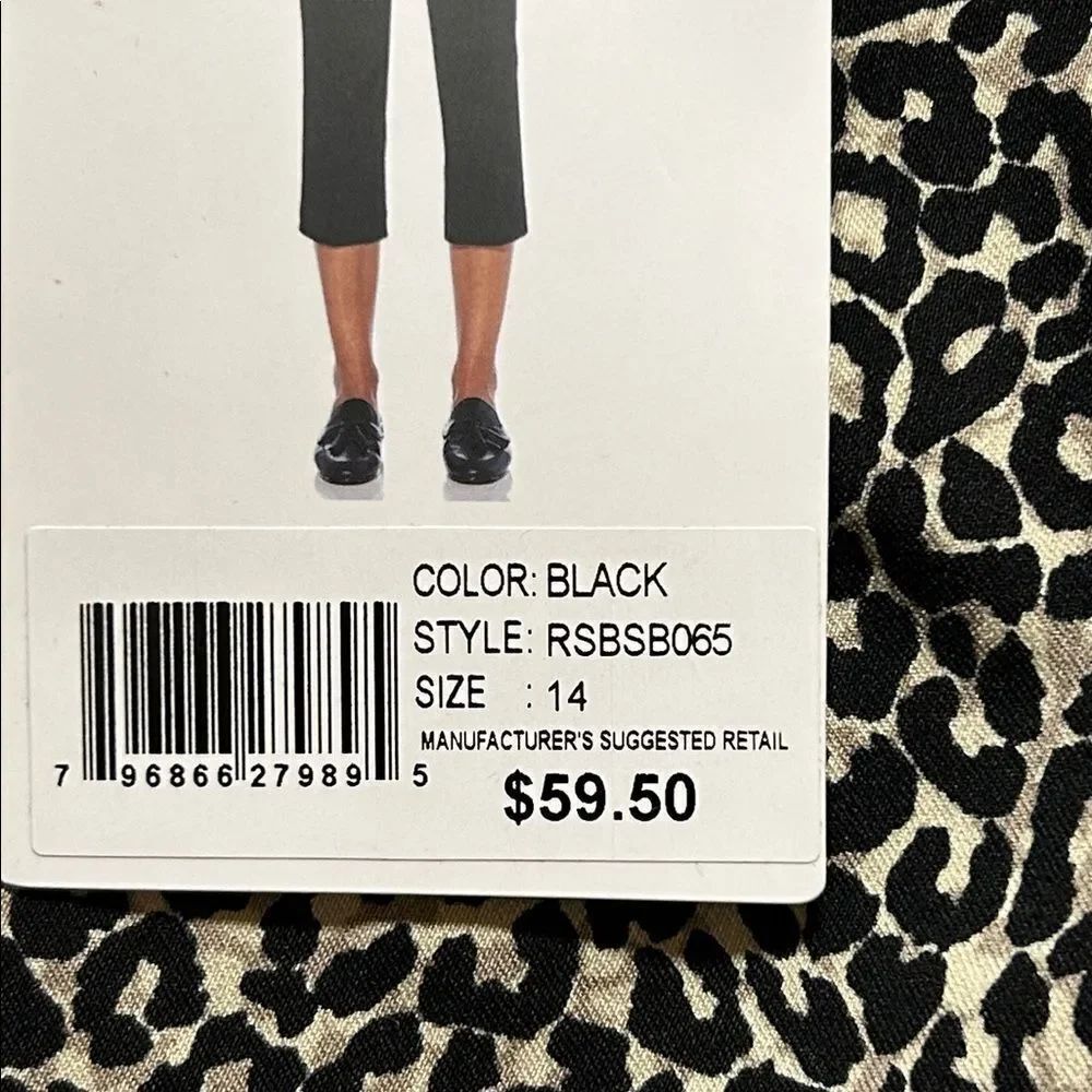 NEW Rafaella Leopard Pattern Pull On Comfort Capris - Picture 3 of 8